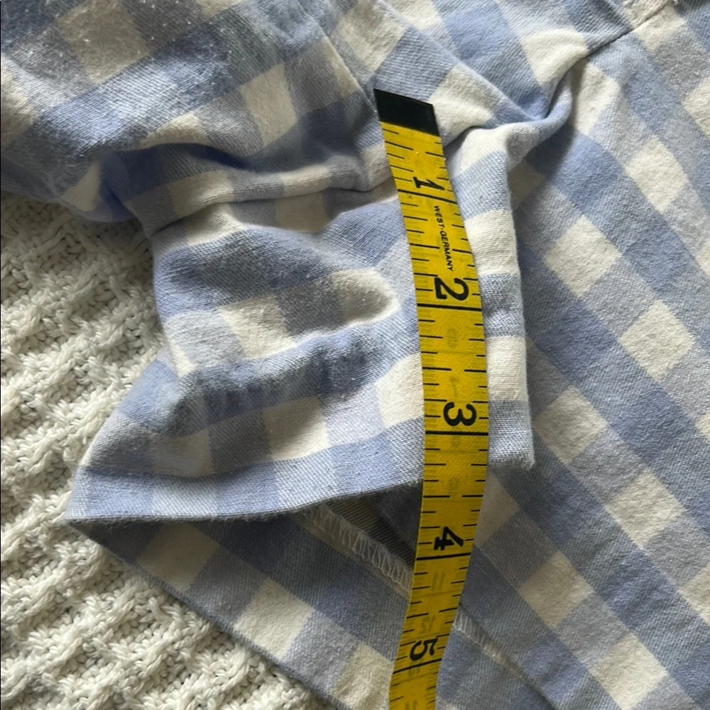 J. Crew Periwinkle and White Gingham Shorts. Size 2. - Picture 5 of 10